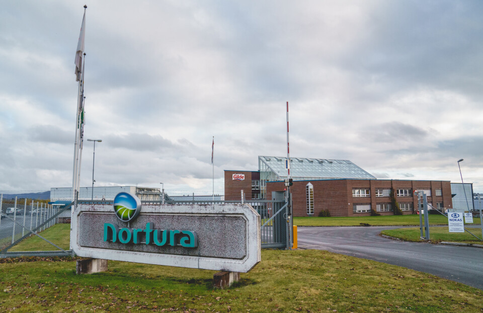 Flere viktige systemer ble satt ut av spill da Nortura ble rammet av et dataangrep i desember 2021. Bildet er fra samvirkekonsernets produksjonssted på Rudshøgda i Ringsaker kommune. I årets første tertial er reduseres Norturas driftsresultatet med 27 millioner kroner fra i fjor. Forklaringen er sesongmessige variasjoner, ifølge konsernsjef Anne Marit Panengstuen.