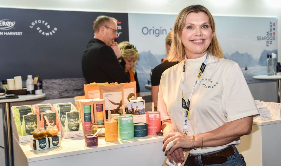 – Tang er en fantastisk råvare. Den er næringsrik, bærekraftig og litt av en smaksbombe, lokker Lofoten Seaweed-gründer Angelita Eriksen. Her er hun på Sial-messen i Paris hvor hun opplevde stor interesse for bedriftens produkter. Lofoten Seaweed-gründer Angelita Eriksen er i disse dager på Sial-messen i Paris, og opplever stor interesse for bedriftens produkter.
