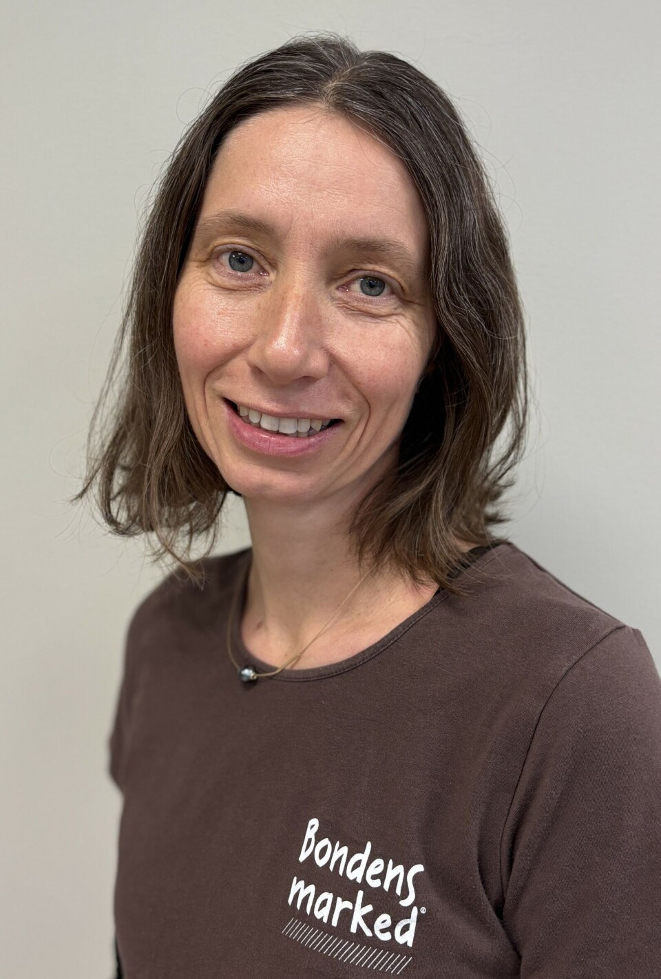 Randi Ledaal Gjertsen ønsker seg en utredning av en tilskuddsordning for markedshager.