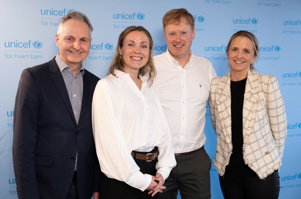 Glad kvartett: Odd Bjørnerud, teamleder næringsliv i Unicef Norge, Maria Greenberg Bergheim, generalsekretær i Unicef Norge, Kiwi-sjef Vegard Kjuus og Kristine Aakvaag Arvin, kommunikasjonsdirektør i Kiwi.