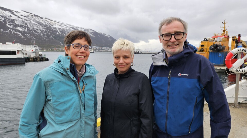 Det er Frøydis Gillund fra Norsk institutt for bioøkonomi (Nibio), Magritt Brustad, UiT Norges arktiske universitet og Eirik Mikkelsen fra Nofima som skal kartlegge ulike krisescenarier for matsikkerhet og folkehelse i det nye forskningsprosjektet Resilient North. Det er Frøydis Gillund fra Norsk institutt for bioøkonomi (Nibio), Magritt Brustad, UiT Norges arktiske universitet og Eirik Mikkelsen fra Nofima som skal kartlegge ulike krisescenarier for matsikkerhet og folkehelse i det nye forskningsprosjektet Resilient North.