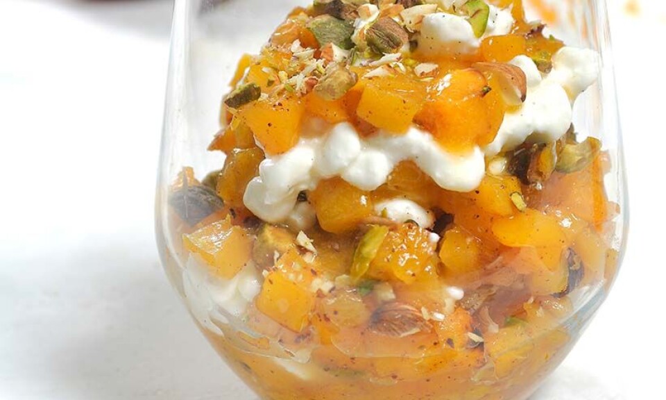 Fryste ferskenterninger